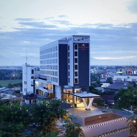 โรงแรมกรันธิกา เซเตียบุดี เมดาน ภายนอก รูปภาพ